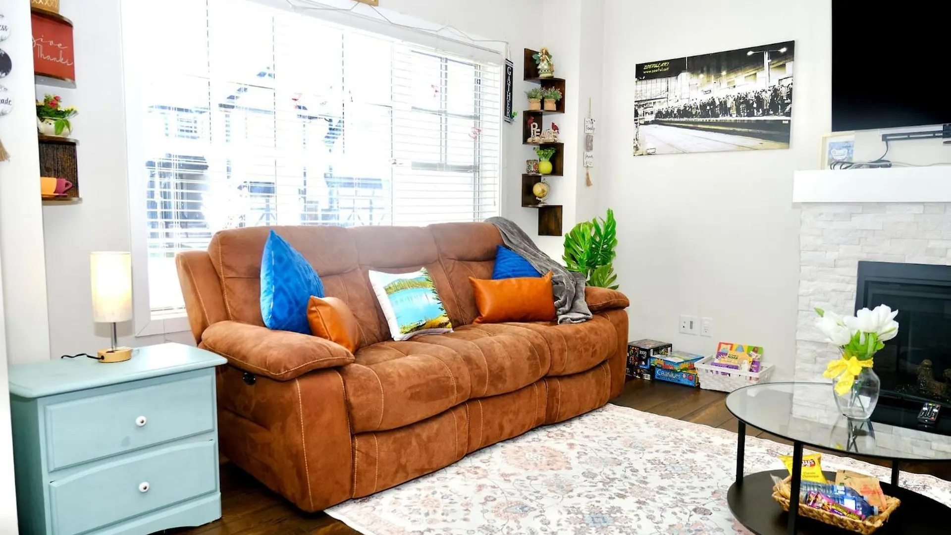 Mahogany Loft Retreat - 3 Story Home Calgary